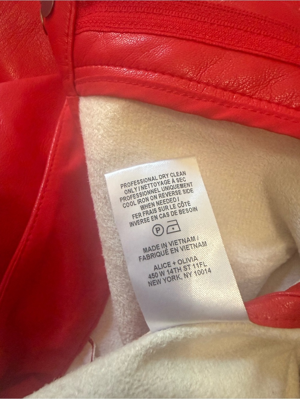 Alice + Olivia Red Faux Leather Wide Leg Trouser Pants NWOT Size 10 - Picture 15 of 15